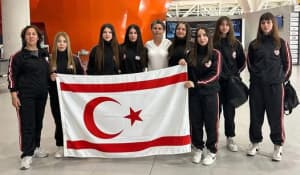 KKTC Kadın Güreş Milli Takımı Kosova yolcusu